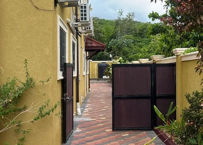 Apartment Toniqueluxeguesthouse Montego Bay