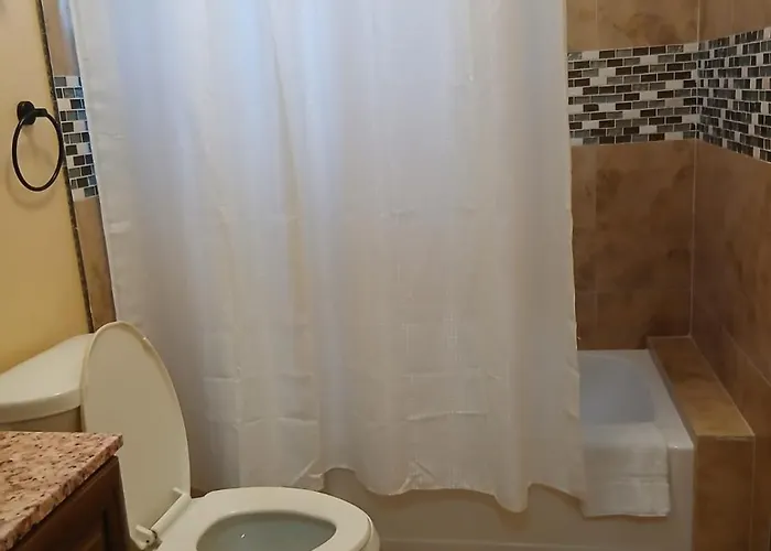 Toniqueluxeguesthouse * Montego Bay
